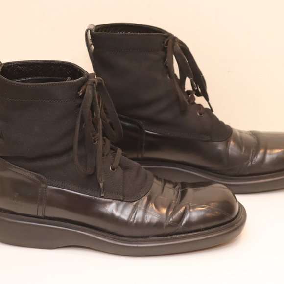 GUCCI Black Leather Combat Boots size 10D main image 2